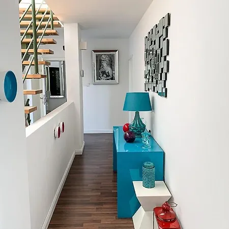 House In Split With Sea View, Terrace, Air Conditioning, Wifi 4937-1 *