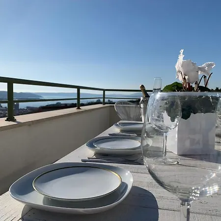House In Split With Sea View, Terrace, Air Conditioning, Wifi 4937-1 *