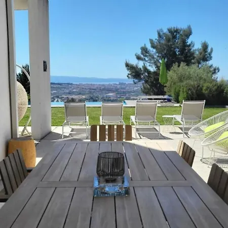 House In Split With Sea View, Terrace, Air Conditioning, Wifi 4937-1 Solin