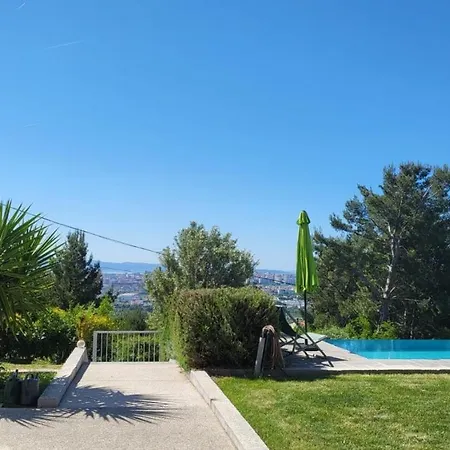 House In Split With Sea View, Terrace, Air Conditioning, Wifi 4937-1 Solin